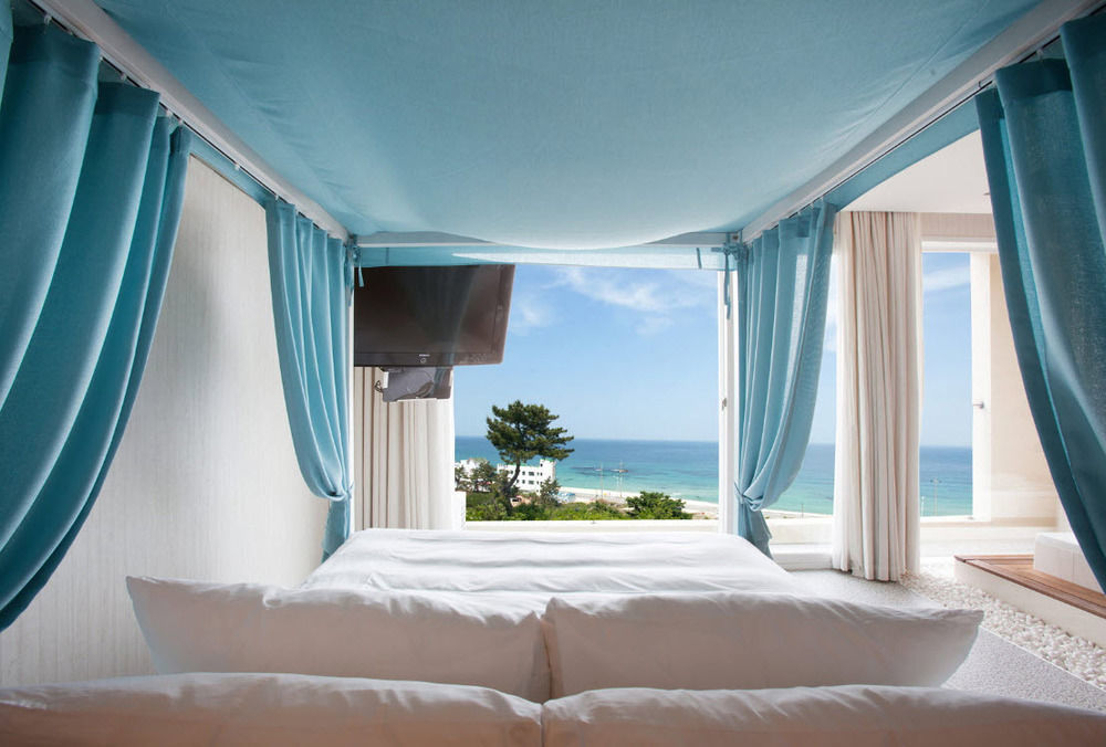 Sah Chun Ae Pension Gangneung Exteriör bild