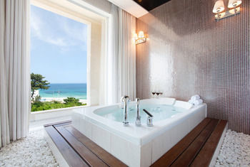 Sah Chun Ae Pension Gangneung Exteriör bild